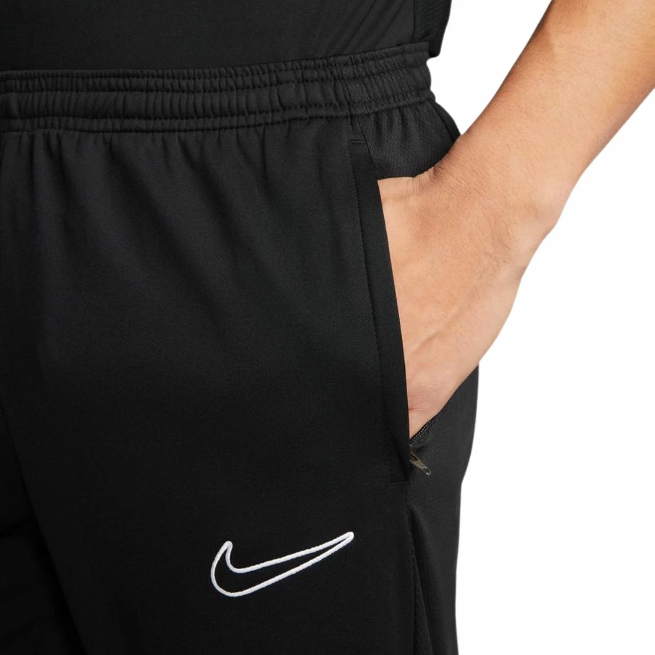 Pantallona sportive për meshkuj Nike, të zeza