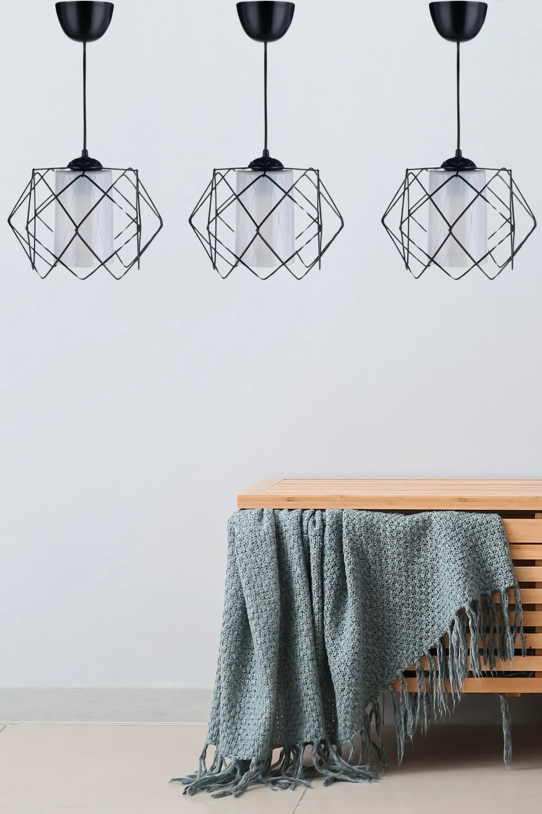 Llambadar Opviq, LB029x3, metalik, ngjyrë e zezë