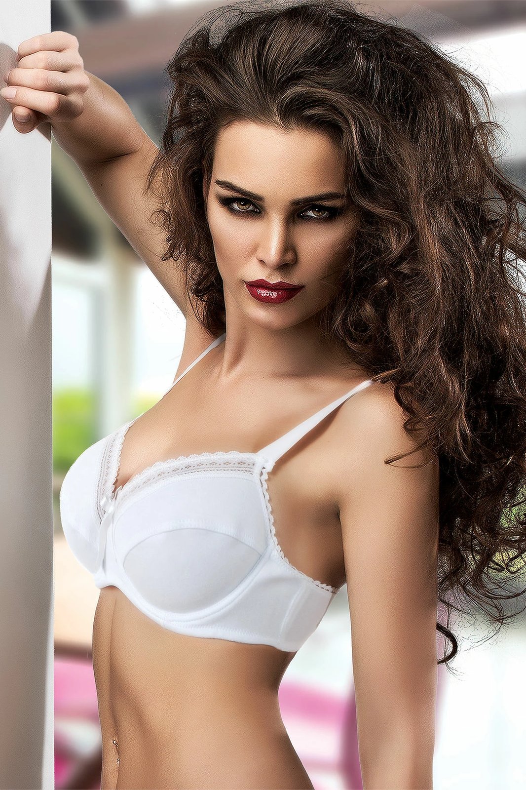 Sytjena Jumeon, e bardhë, 148-006580, madhësia 95, kupa C