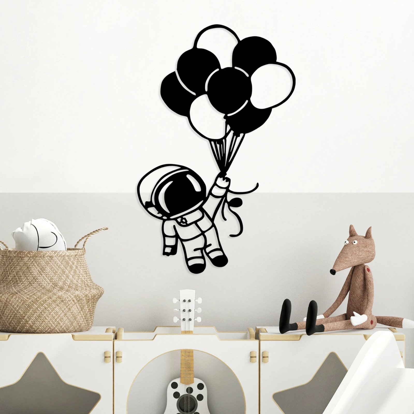 Aksesor dekorativ metalik për mur, astronaut me balona, Wallity, 44x70cm