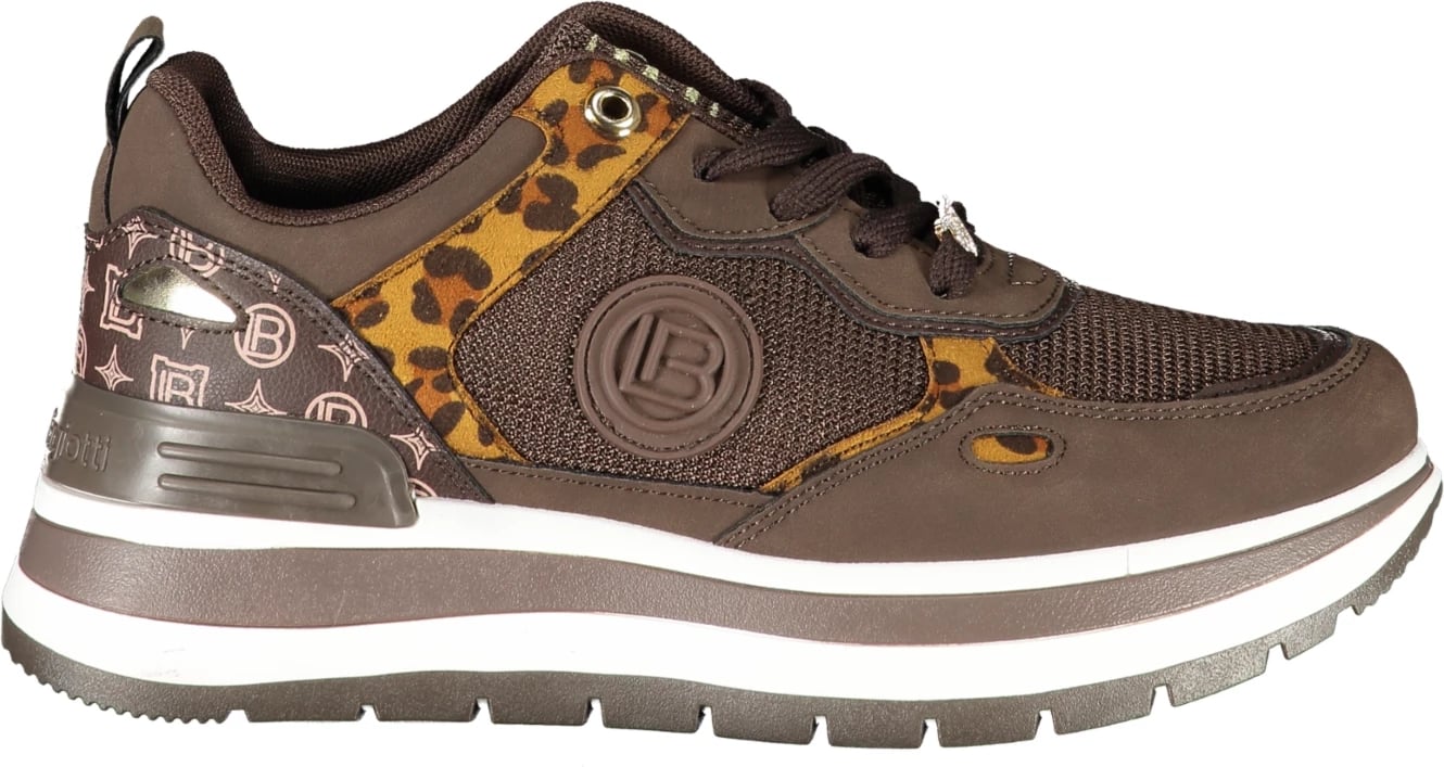 Atlete femra LAURA BIAGIOTTI, kafe