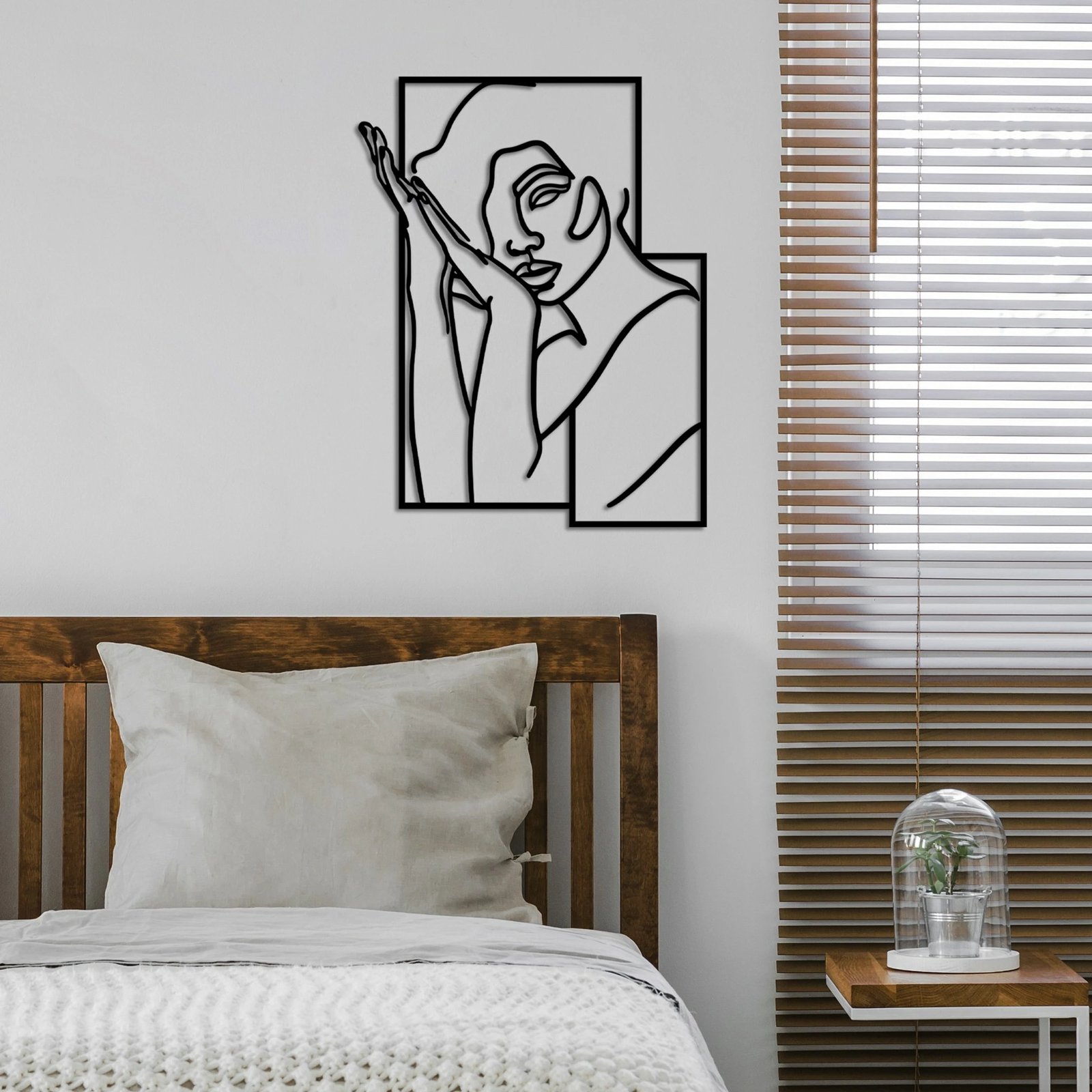 Aksesor dekorativ metalik për mur, Wallity, grua 2 - M