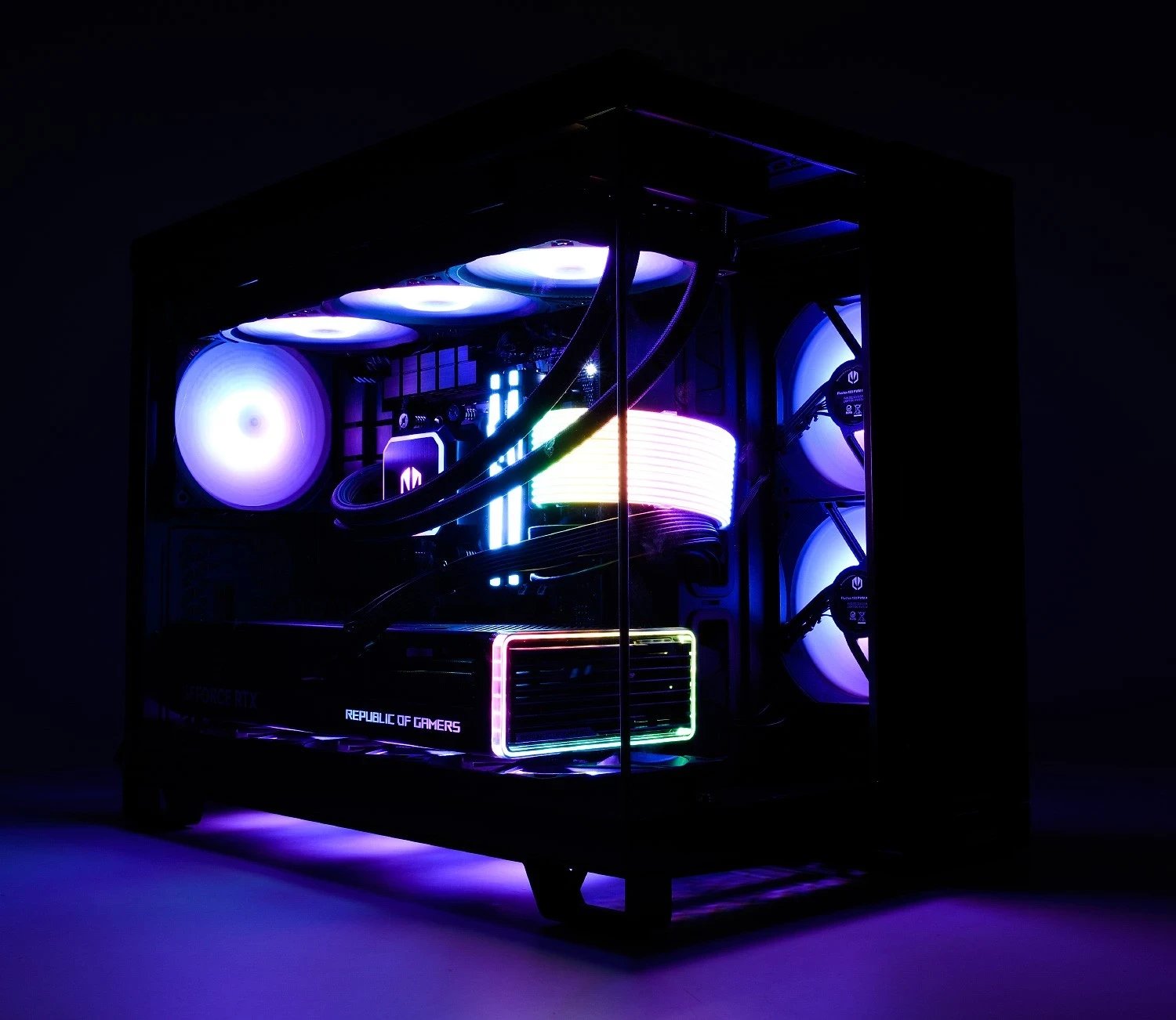 Kompjuter Komputronik Ultimate R770 Ryzen 7 RTX 4070 Super 64GB 2TB W11 Pro i zi
