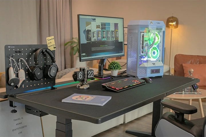 Panel organizues Thermaltake Pegboard Medium, çelik, i zi Panel organizues Thermaltake Pegboard Medium, çelik, i zi