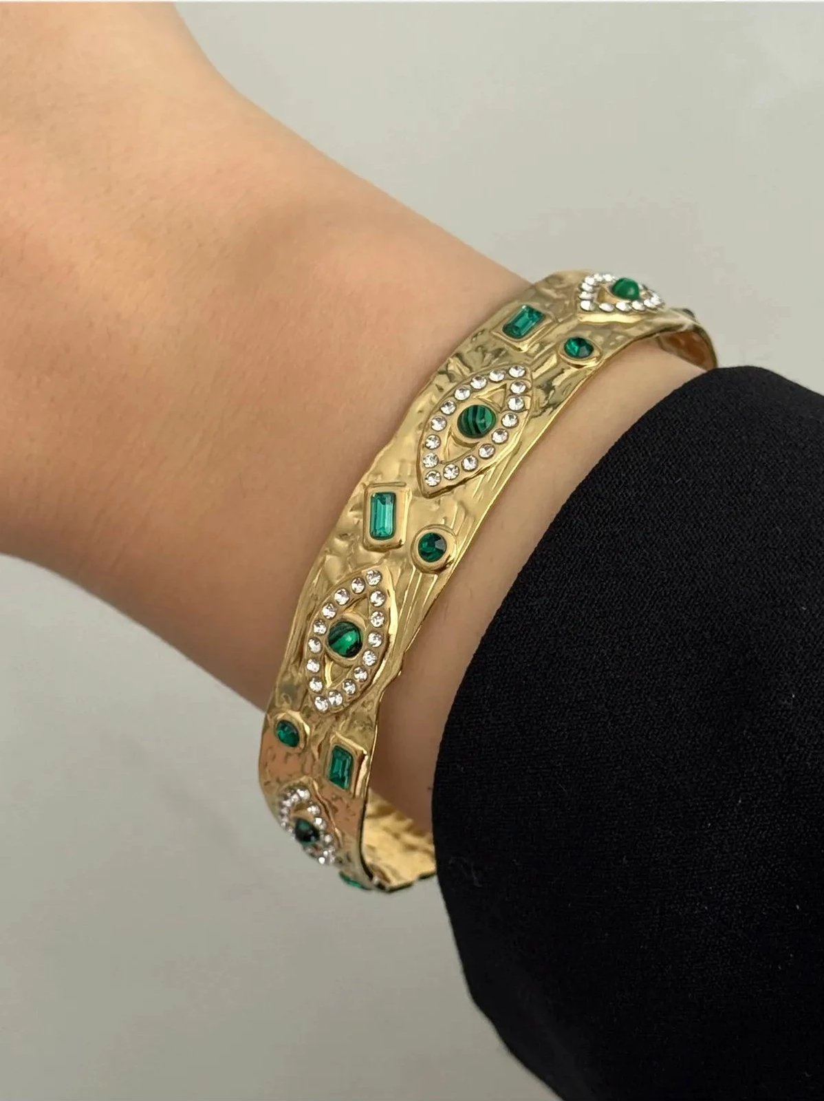 Byzylyk ngjyrë ari, Jumeon, Gld-Yslklpcvnt