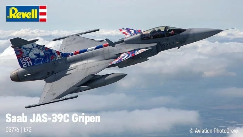 Model plastik avion Saab JAS 39C Gripen Revell 1:72 Model plastik avion Saab JAS 39C Gripen Revell 1:72