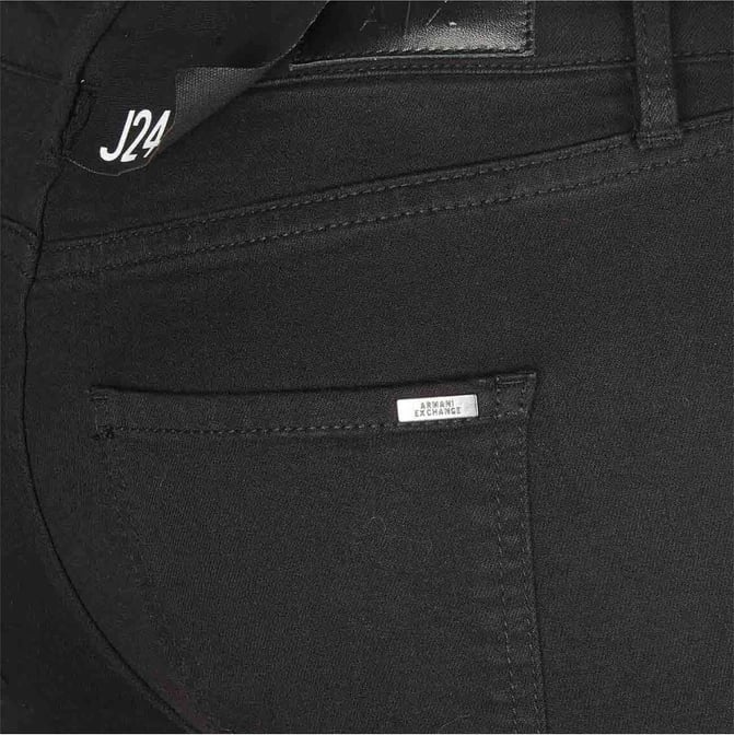 Jeans për femra Armani Exchange, të zeza