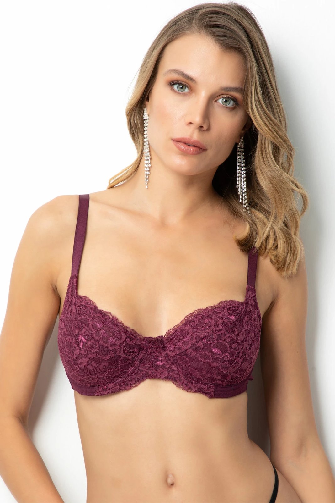 Sytjena konturues Jumeon, ngjyrë e kuqe e thellë, 148-006860