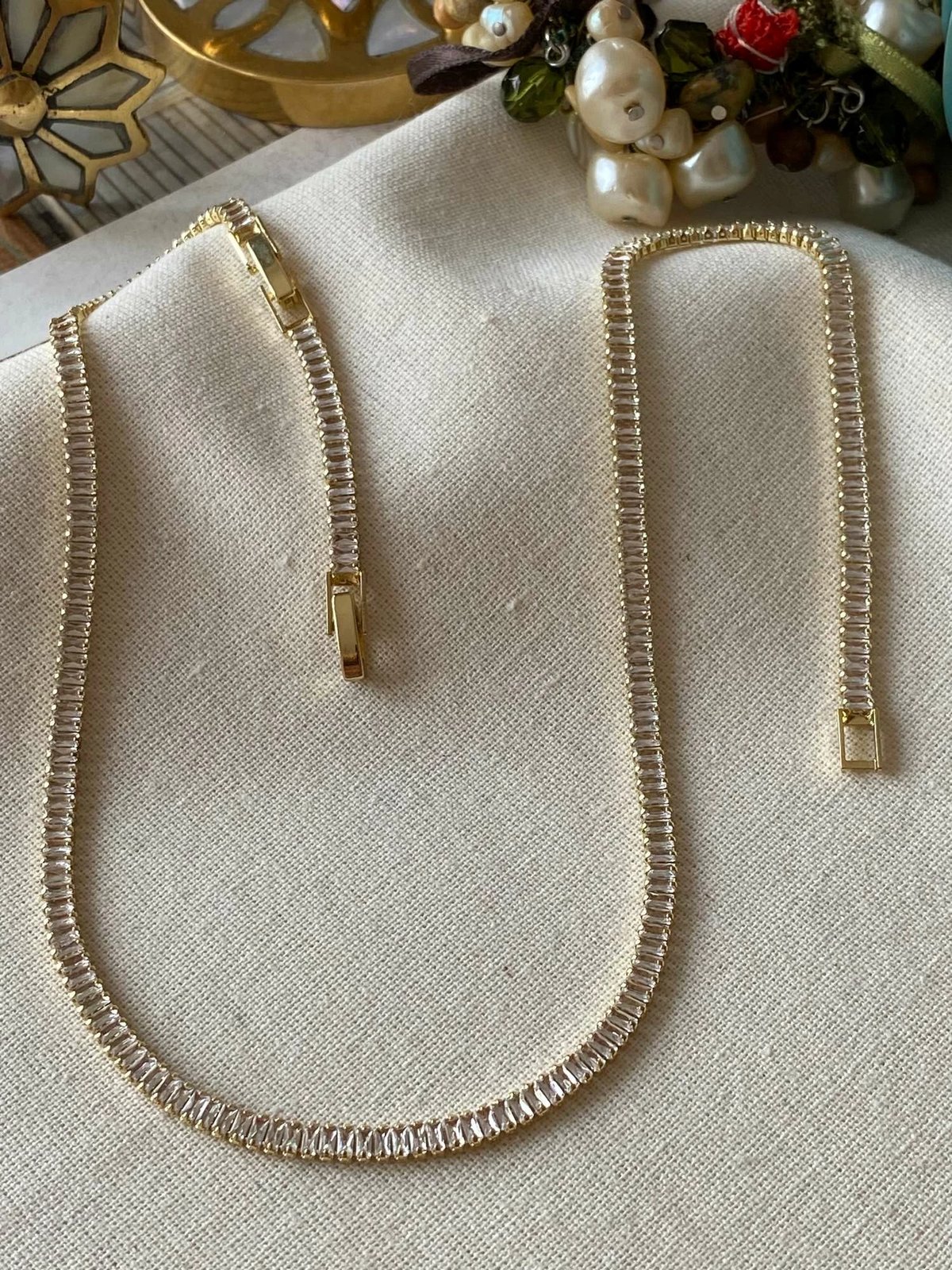 Varëse Jumeon, ngjyrë ari, 123455