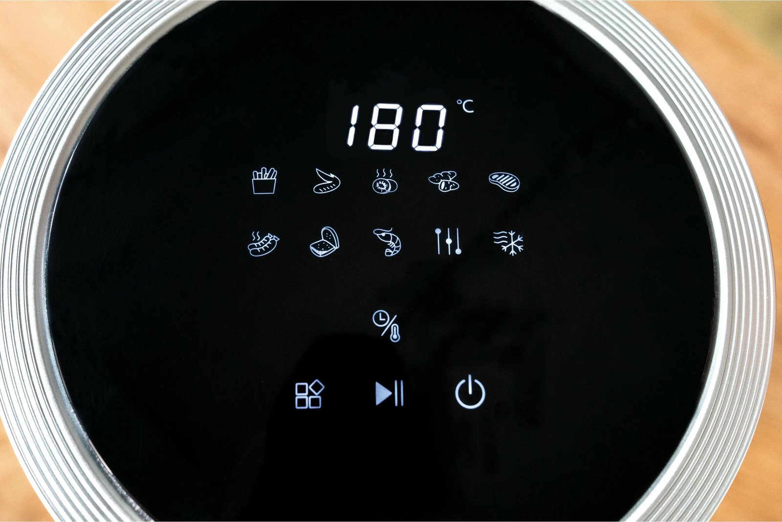 Fritezë me ajër të nxehtë UNOLD 58695, 3.5 L, e zezë