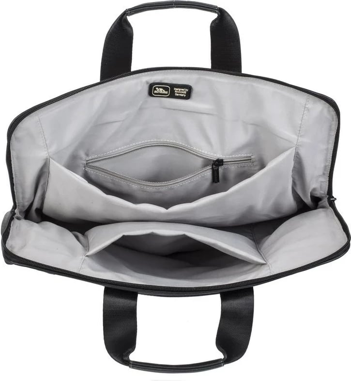 Çantë RivaCase 8930, 15.6", E zezë