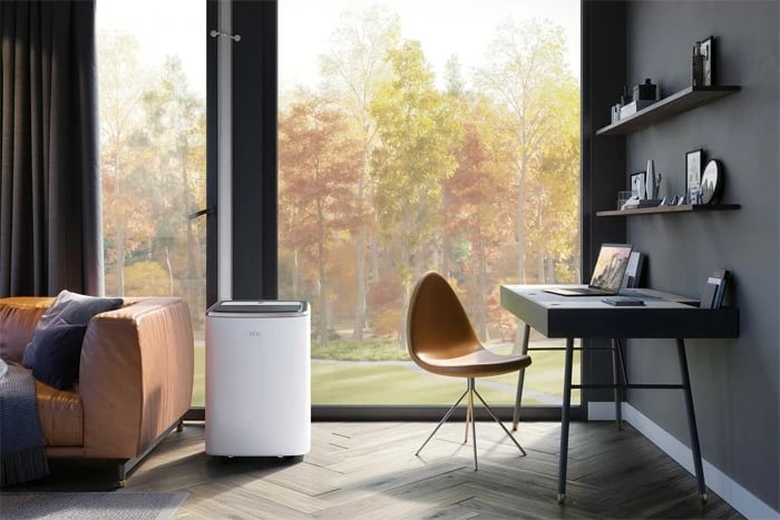 Kondicioner portativ AEG AXP26U338CW 2.6kW BTU9000 i bardhë