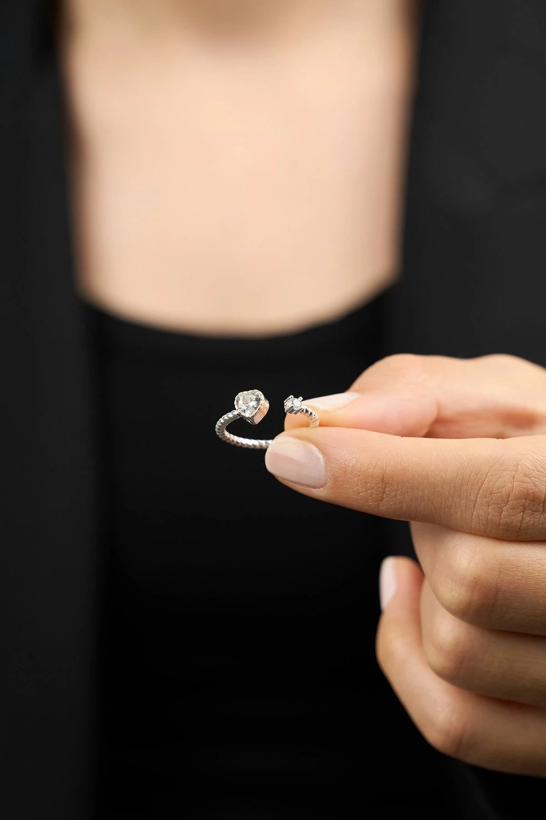 Unazë argjendi Jumeon, ELKAB92286