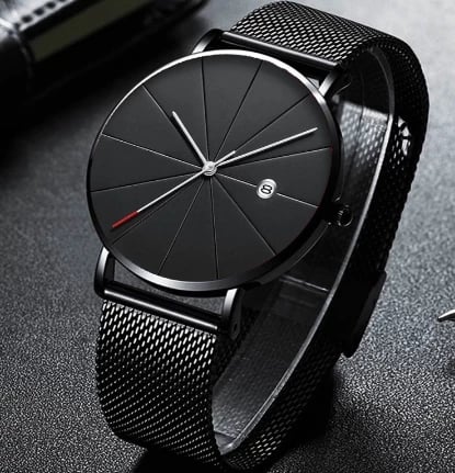 Orë dore, me dizajn minimalist dhe elegant. E zezë