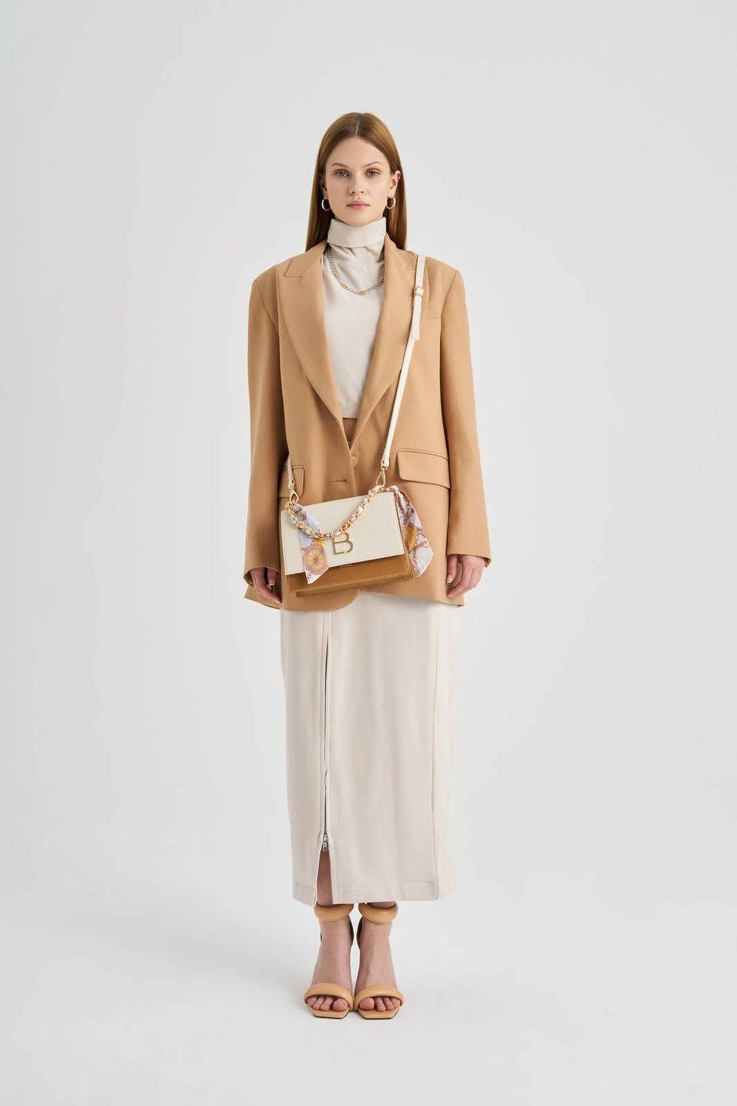 Çantë crossbody Lucky Bees, krem, kafe e hapur, 918 Çantë crossbody Lucky Bees, krem, kafe e hapur, 918