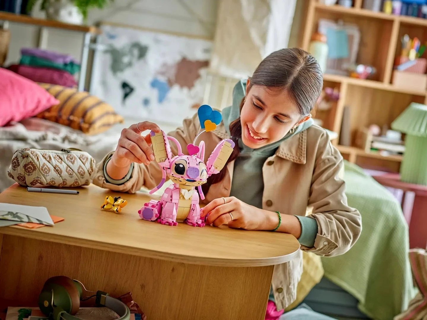 Set LEGO Disney Angel 43257, 782 pjesë, Rozë