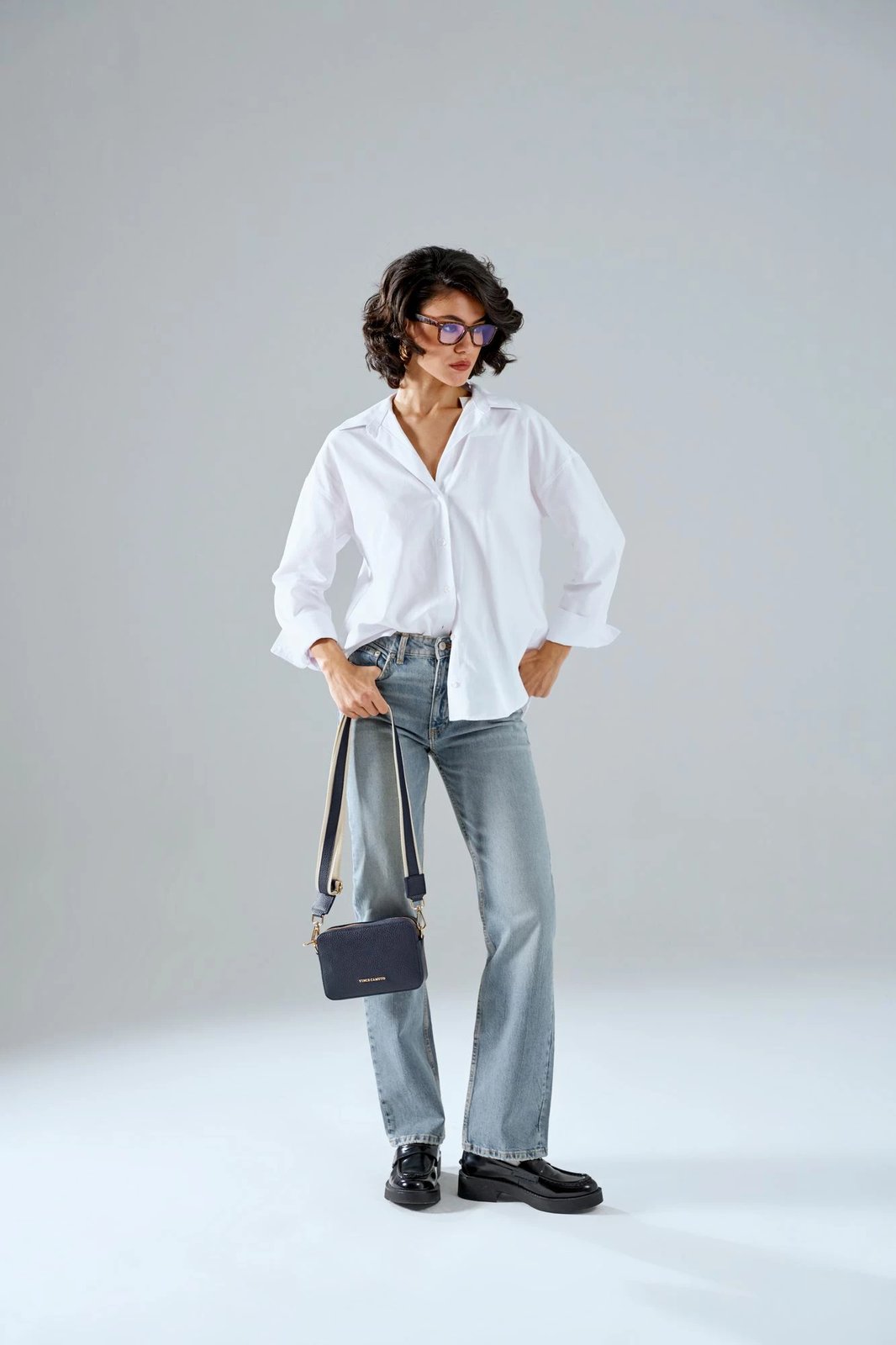 Çantë crossbody, ngjyrë e kaltër e errët, Vince Camuto, Vicenza