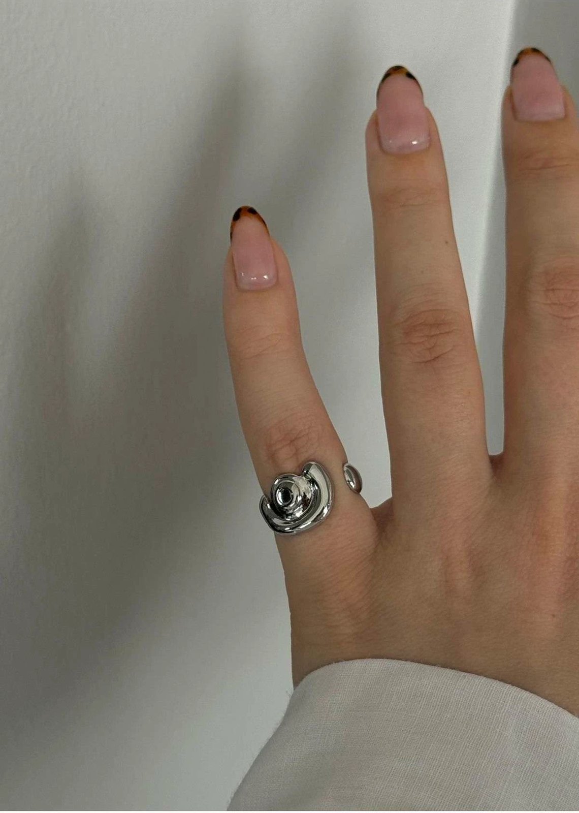 Unazë argjendi Jumeon, KPEGMSA1964