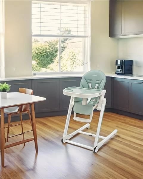 Karrige e lartë për bebe, NEW BABY Muka, shpinore me 6 pozicione, lartësi me 5 nivele, rripa sigurie 5-pikësh, tabaka dyshe, rrota me frenë, rozë dusty