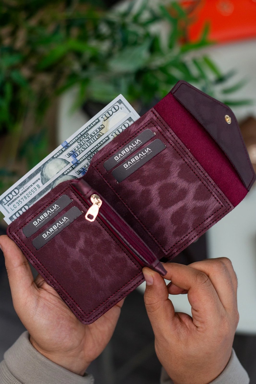 Portofol për gra, Zoozie Bags, ngjyrë e kuqe e thellë, leopard