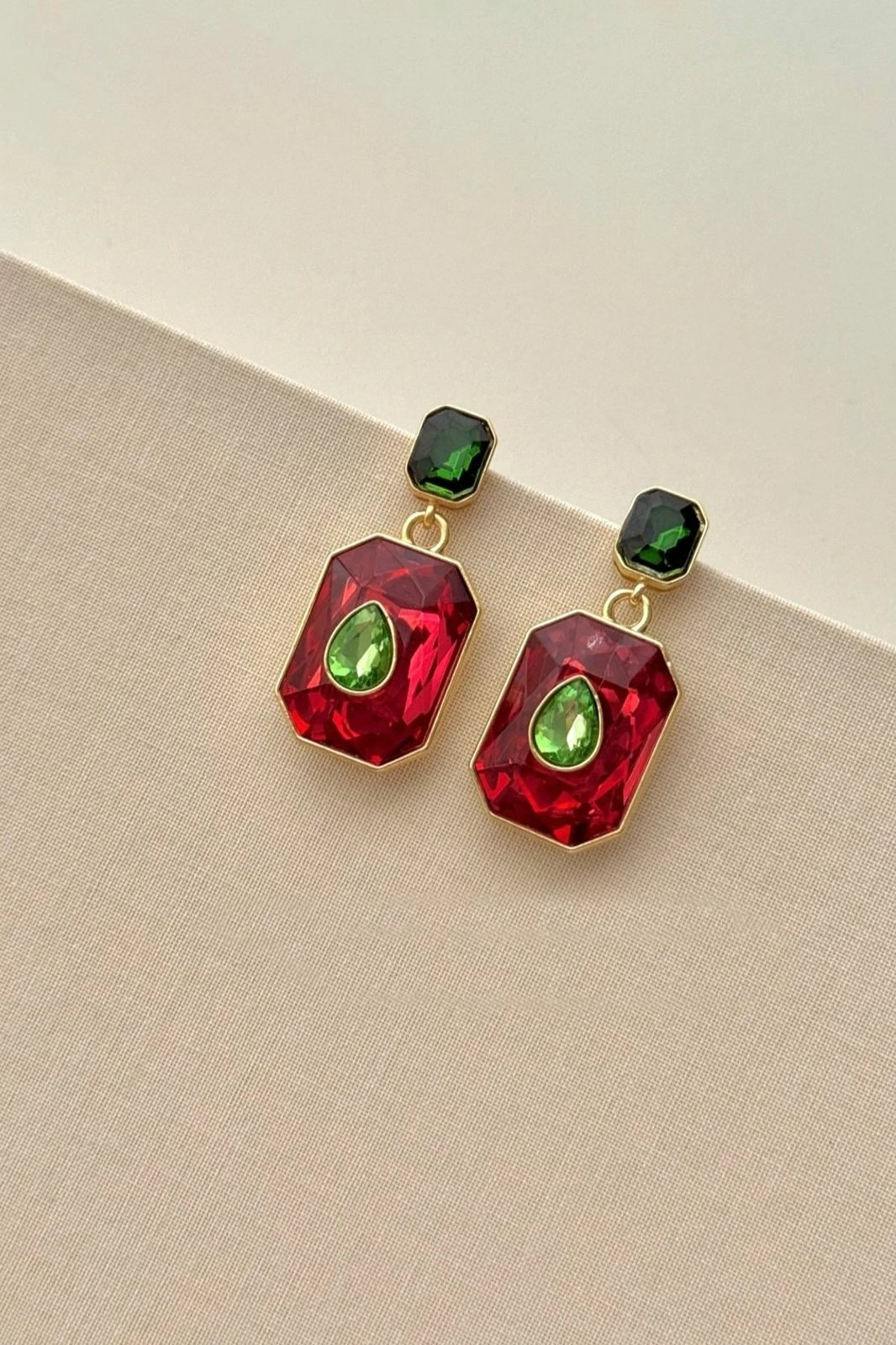 Vathë çeliku Jumeon, BCYJ-251016, të kuq