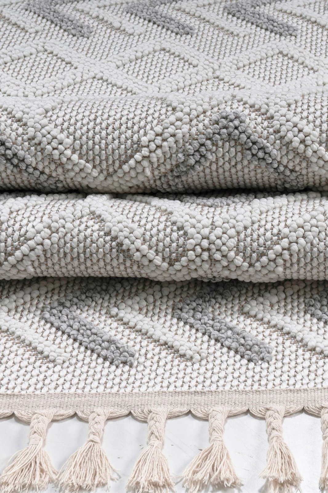 Qilim (160 x 230) Conceptum Hypnose, Polka - gri