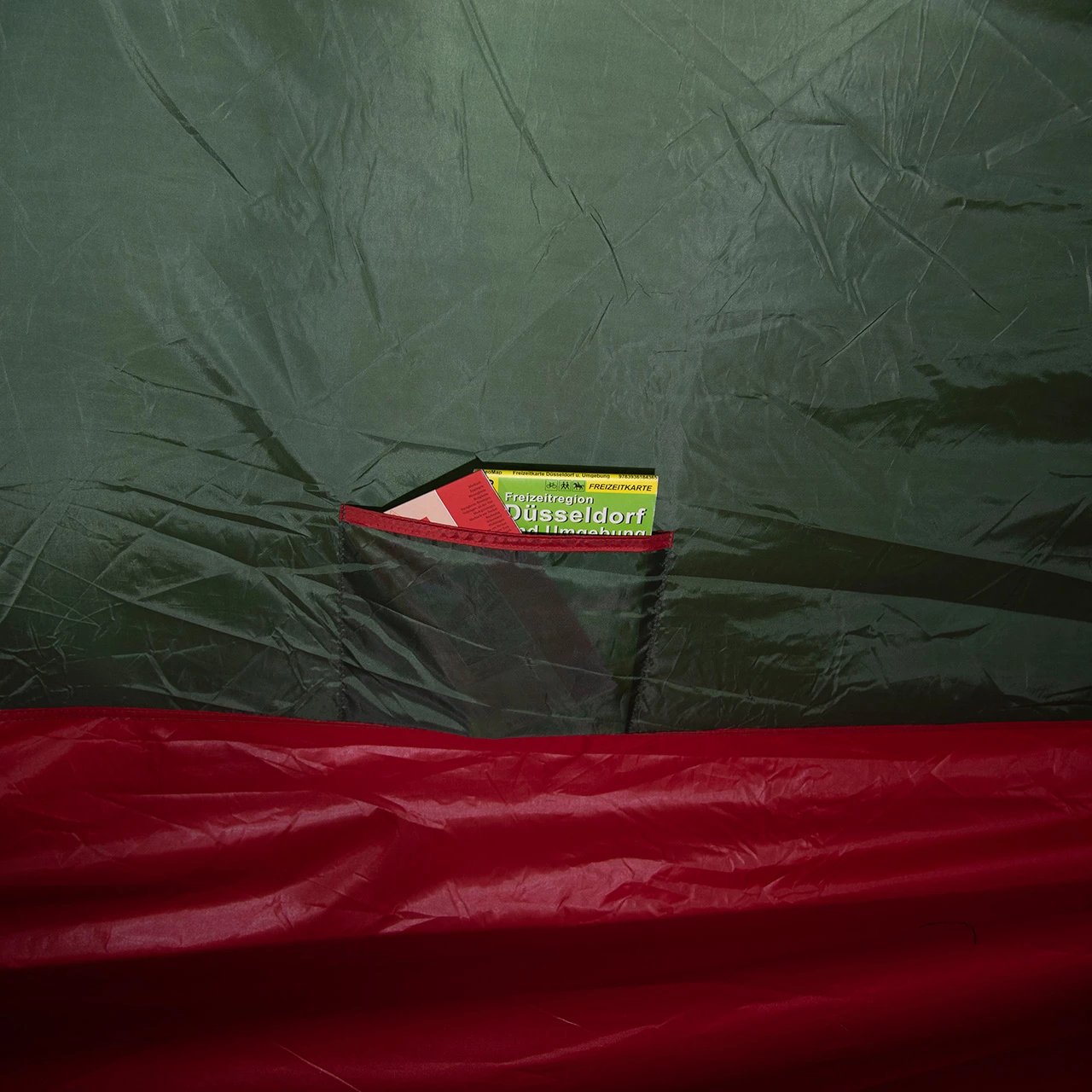 Tendë High Peak për 4 persona, olive-green-red