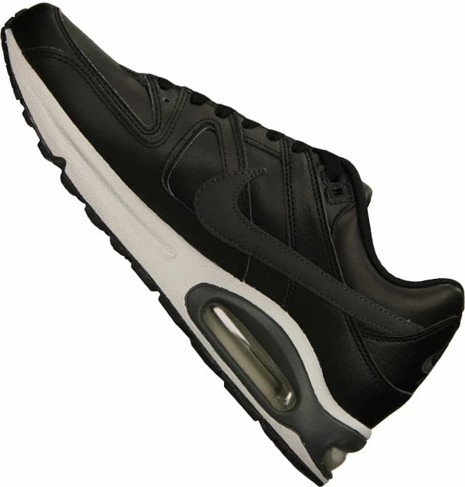 Atlete për meshkuj Nike, të zeza