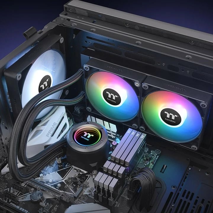 Ftohës i lëngshëm Thermaltake TT TH240 ARGB, 12 cm, 1500 RPM, 3300 RPM, 57.05 cfm, Zi