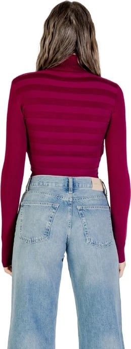 Xhemper femra Morgan De Toi, lejla