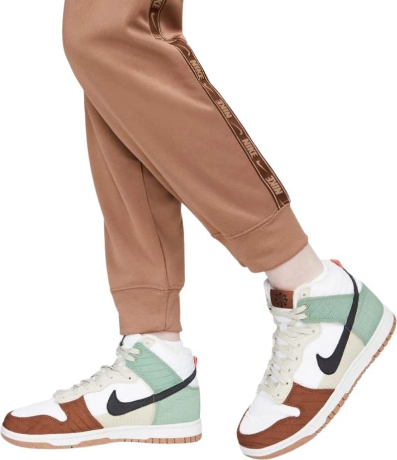 Pantallona sportive Nike për femra, kafe