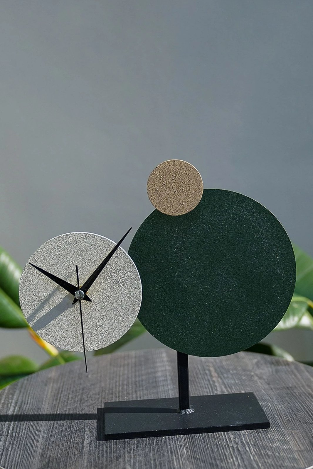 Orë dekorative Aberto Design, MYK2117-2, ngjyrë e gjelbër, krem, kafe, 26x25cm