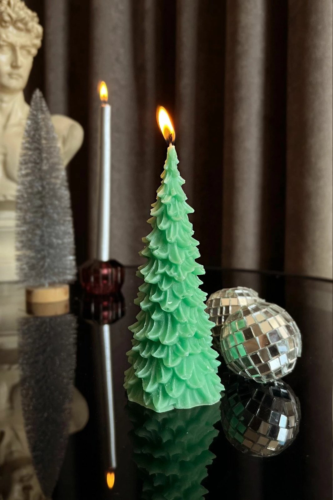 Qiri dekorativ Krishtlindjesh, ngjyrë e gjelbër e çelët, Evila Originals, 11cm