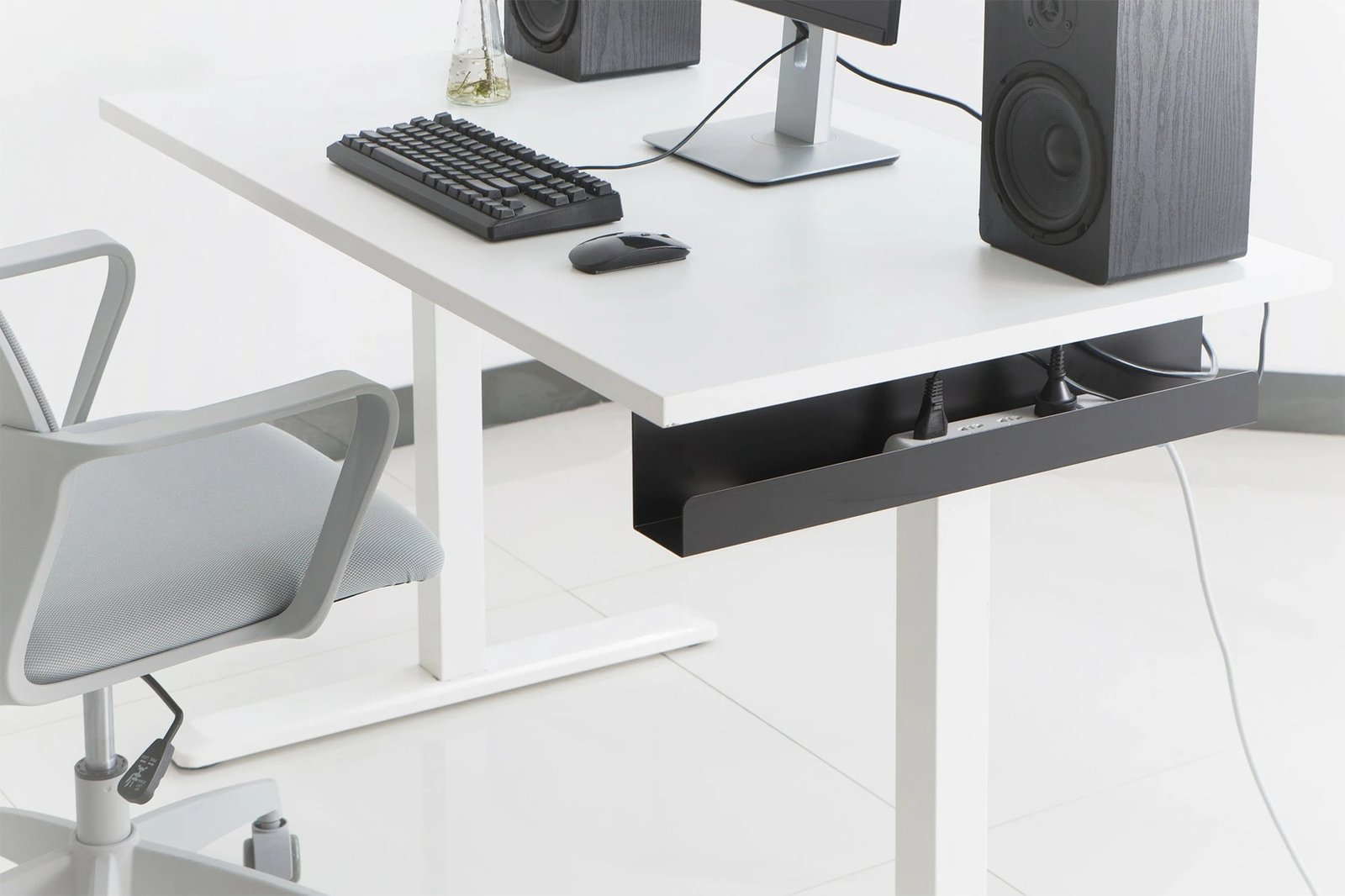 Shirit për kabllo Digitus nën tavolinë, i zi Shirit për kabllo Digitus nën tavolinë, i zi