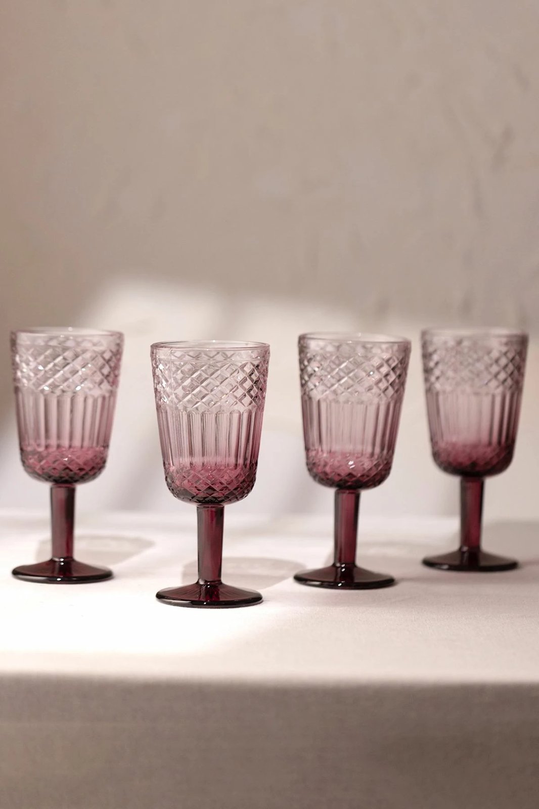 Set gotash prej qelqi (4 copë), Hermia Concept, Vega 280, ngjyrë burgundy