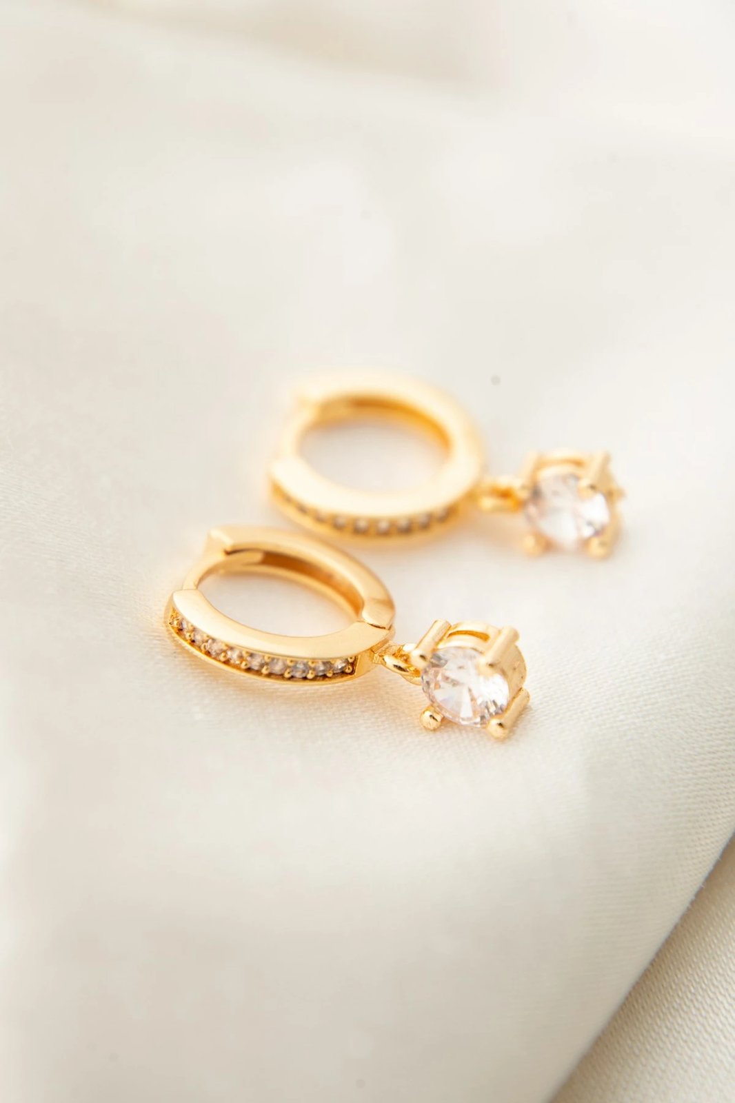 Vathë metalik ngjyrë ari Elika, CKP9361