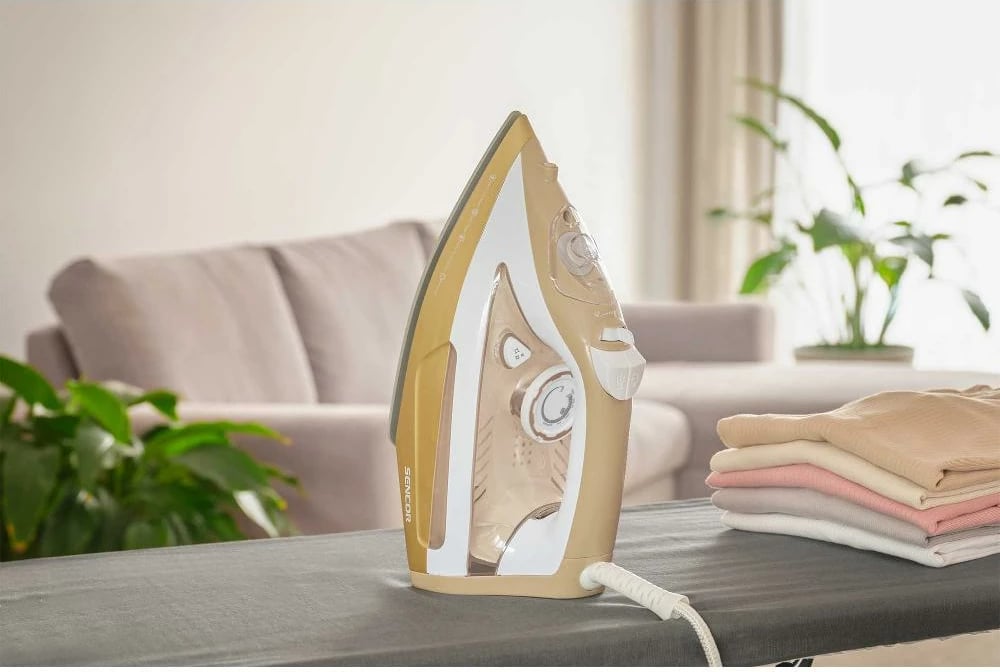 Hekur për hekurosje Sencor SSI 6110GD 2,600 W
