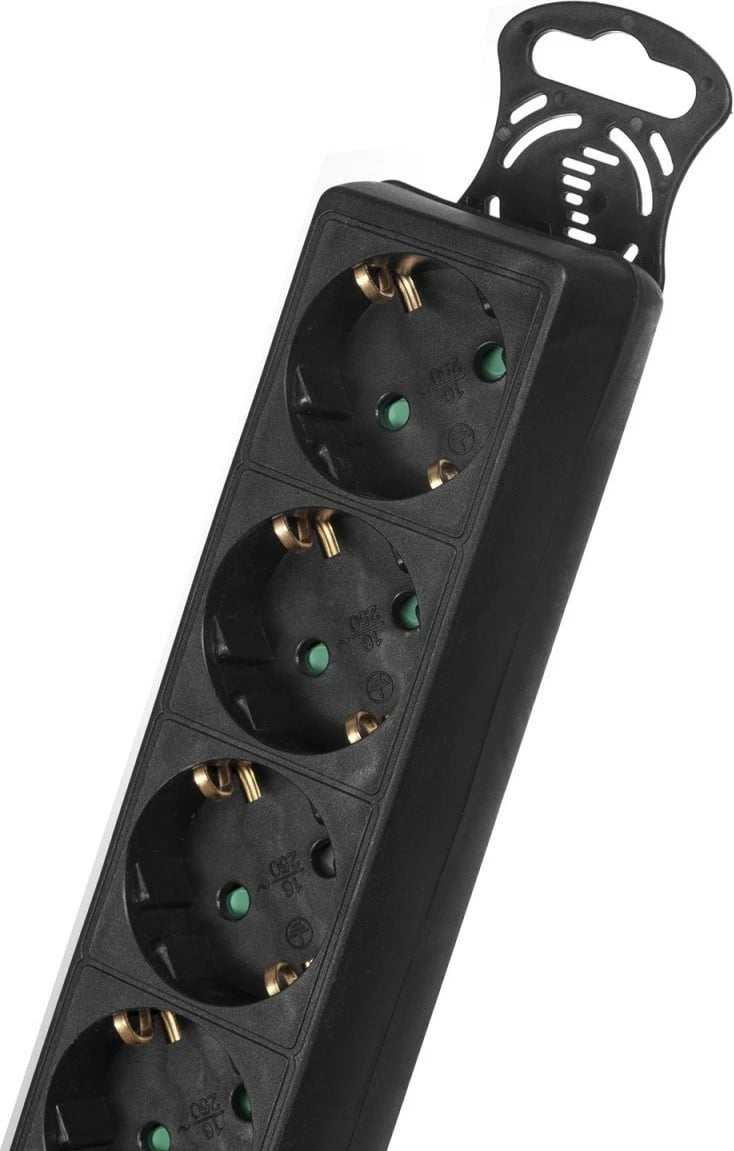 Zgjatës rryme, Maclean MCE195G, 6 presa Schuko, kabllo 5 m, me ndërprerës, i zi