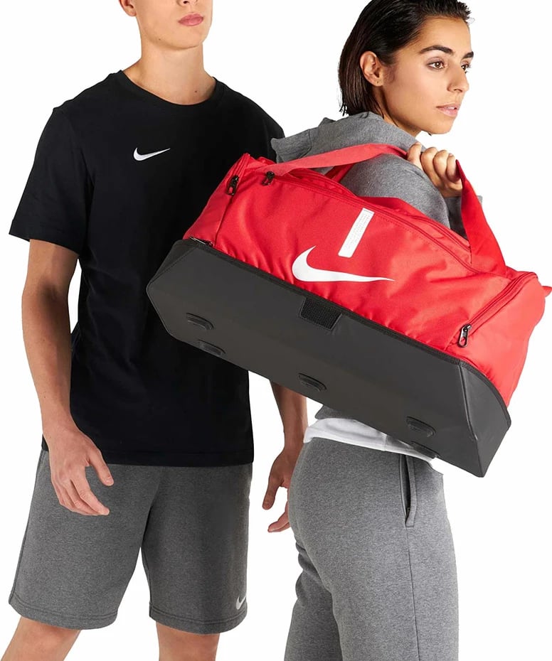 Çantë sportive Nike unisex, e kuqe