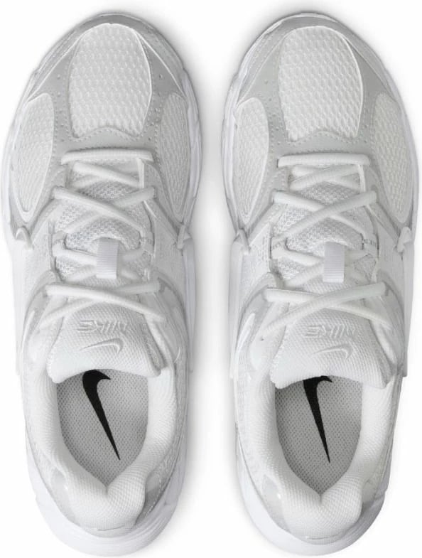 Atlete për femra Nike, të bardha