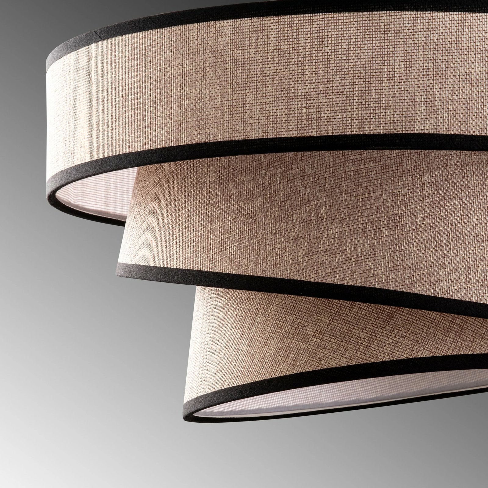 Llambë tavani Opviq Stage, ngjyrë kafe e çelët, 3 kapakë Llambë tavani Opviq Stage, ngjyrë kafe e çelët, 3 kapakë