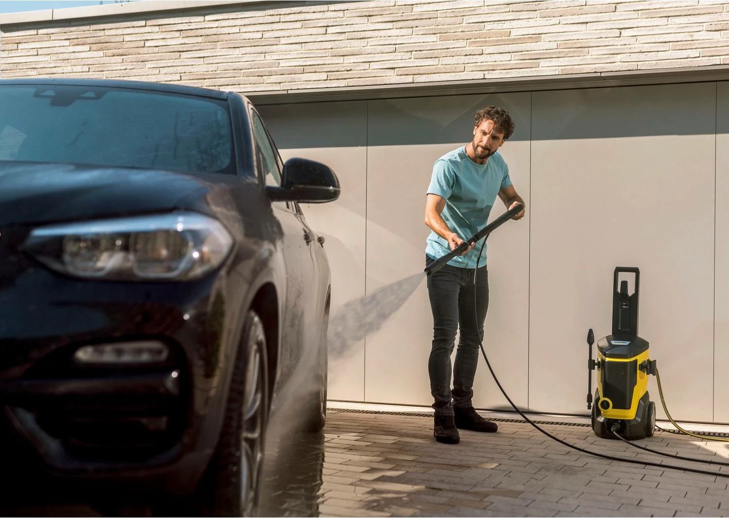 Pastrues me presion të lartë, Karcher, K 7 WCM, 180 bar 600 l/h 3 kW, zorrë 10 m, motor me ftohje me ujë, e verdhë/zezë