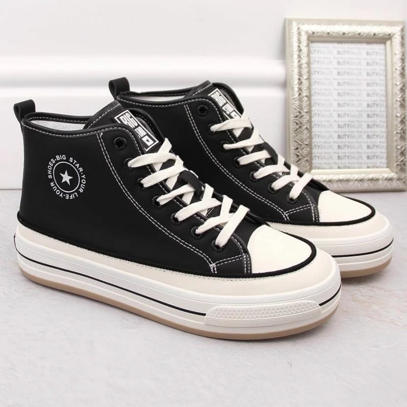 Atlete Big Star femra, të zeza