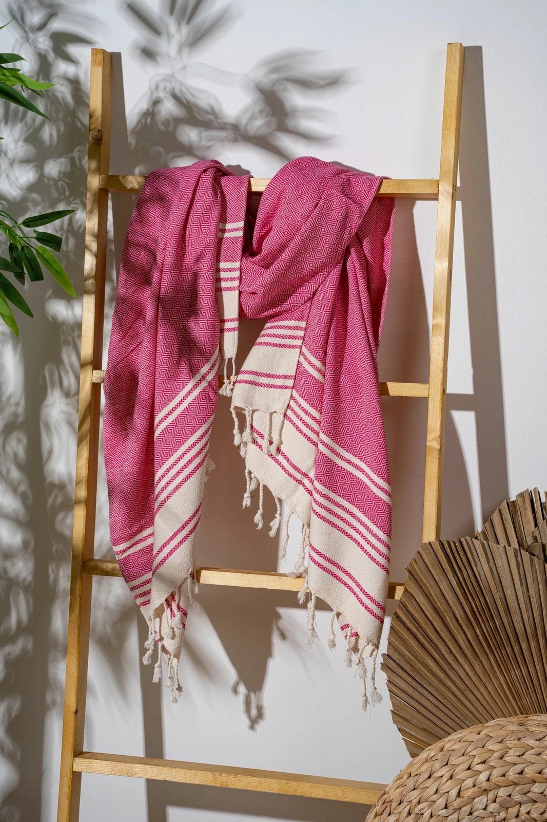 Peshqir plazhi Fouta, ngjyrë fuchsia, New Diamond, Mijölnir