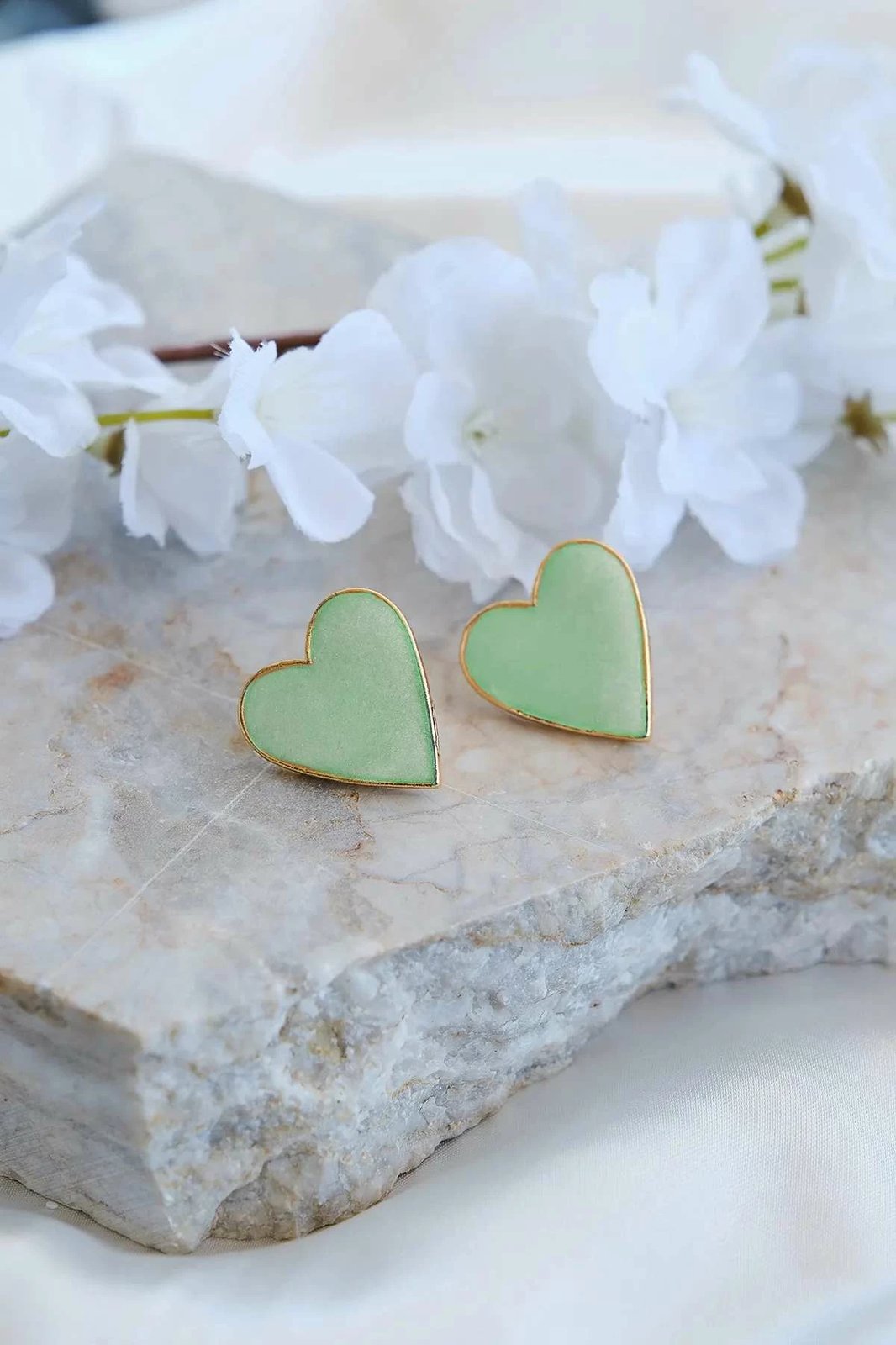 Vathë zemër, ngjyrë ari, Jumeon, Ysl-Klpkup