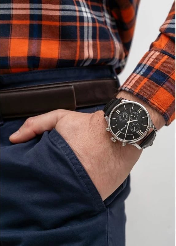 Orë dore për meshkuj Paul Lorens, e zezë