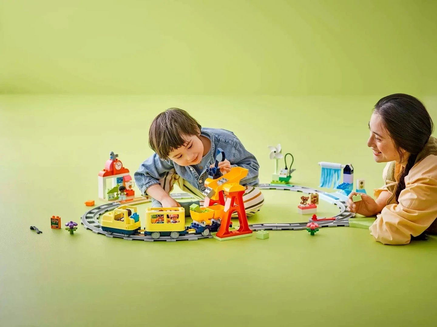 Set tren interaktiv LEGO DUPLO 10428, për fëmijë 3+ vjeç, shumëngjyrësh