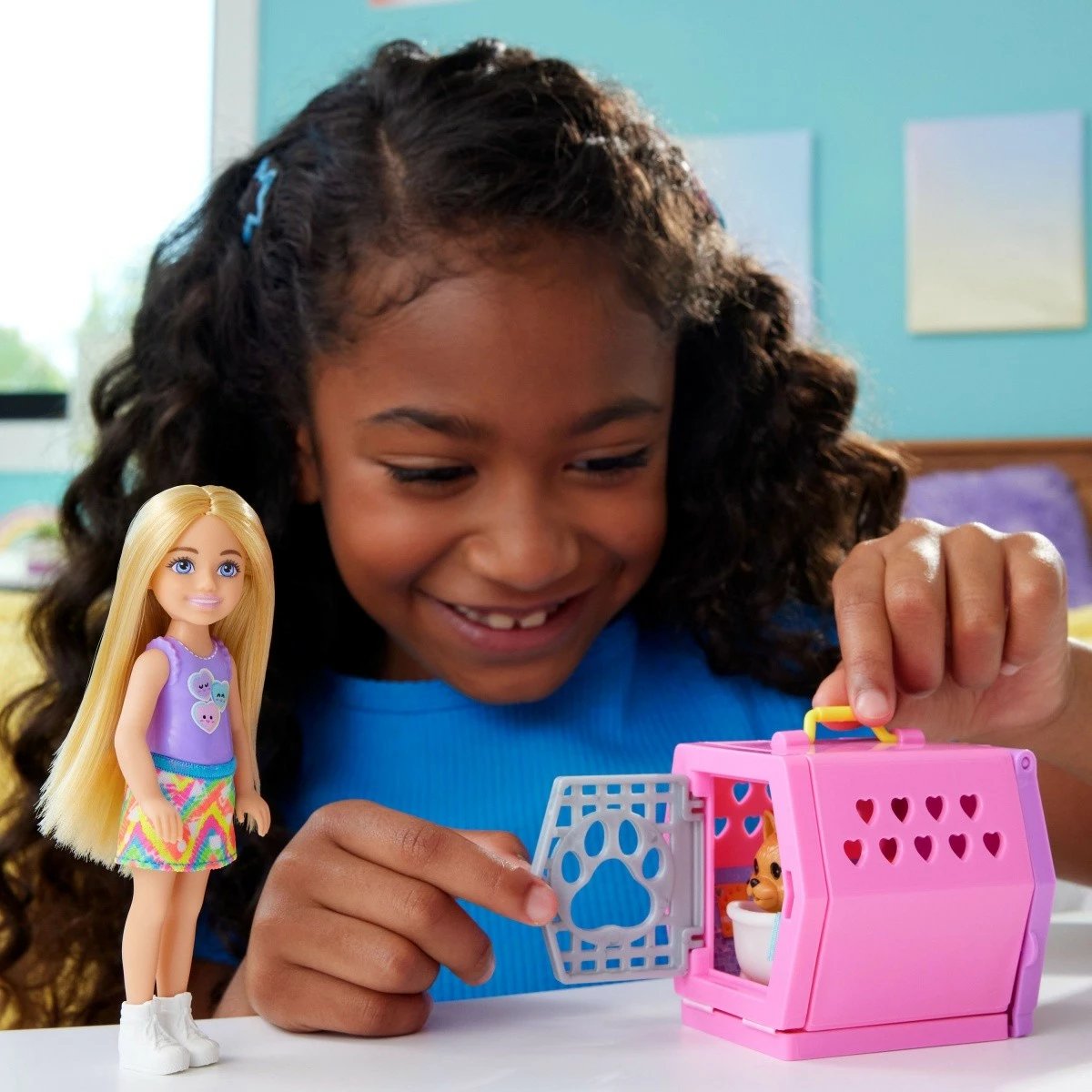 Set lodrash Barbie Chelsea Dog Transporter, Mattel, JDF89, me kukull Chelsea dhe qenush, shumë aksesorë, për vajza