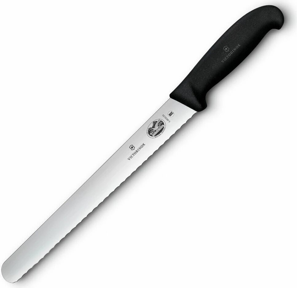 Thikë për prerje Victorinox, e valëzuar, e zezë