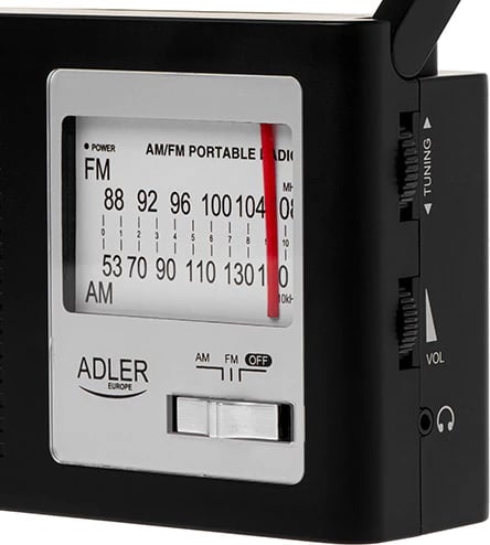 Radio portative AM/FM, Adler, AD 1909, diapazon AM 522-1620 kHz dhe FM 87.5-108 MHz, jack audio, antenë teleskopike, 4W, funksionim me rrymë ose 2x R20